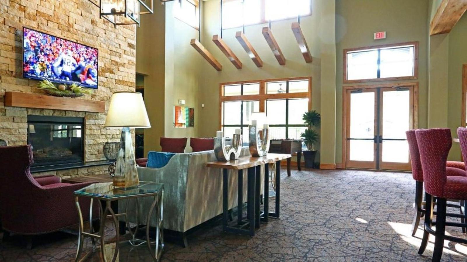 Landing At Bridge At Southpark Meadows - 1 Bedroom In Slaughter Creek Austin Exteriör bild